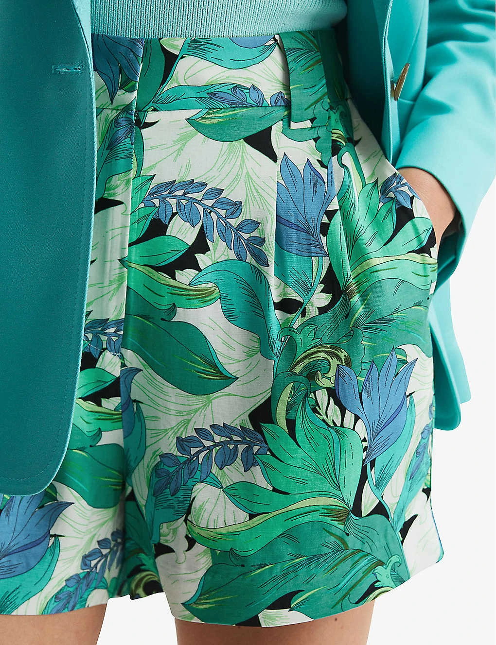 Reiss Dana Floral-print Mid-rise Woven Shorts 5 Reiss Dana Floral-print Mid-rise Woven Shorts - Image 5