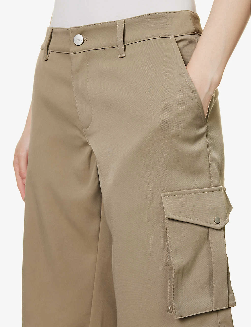 Dune Flap-pocket Stretch-woven Shorts 5 Dune Flap-pocket Stretch-woven Shorts - Image 5