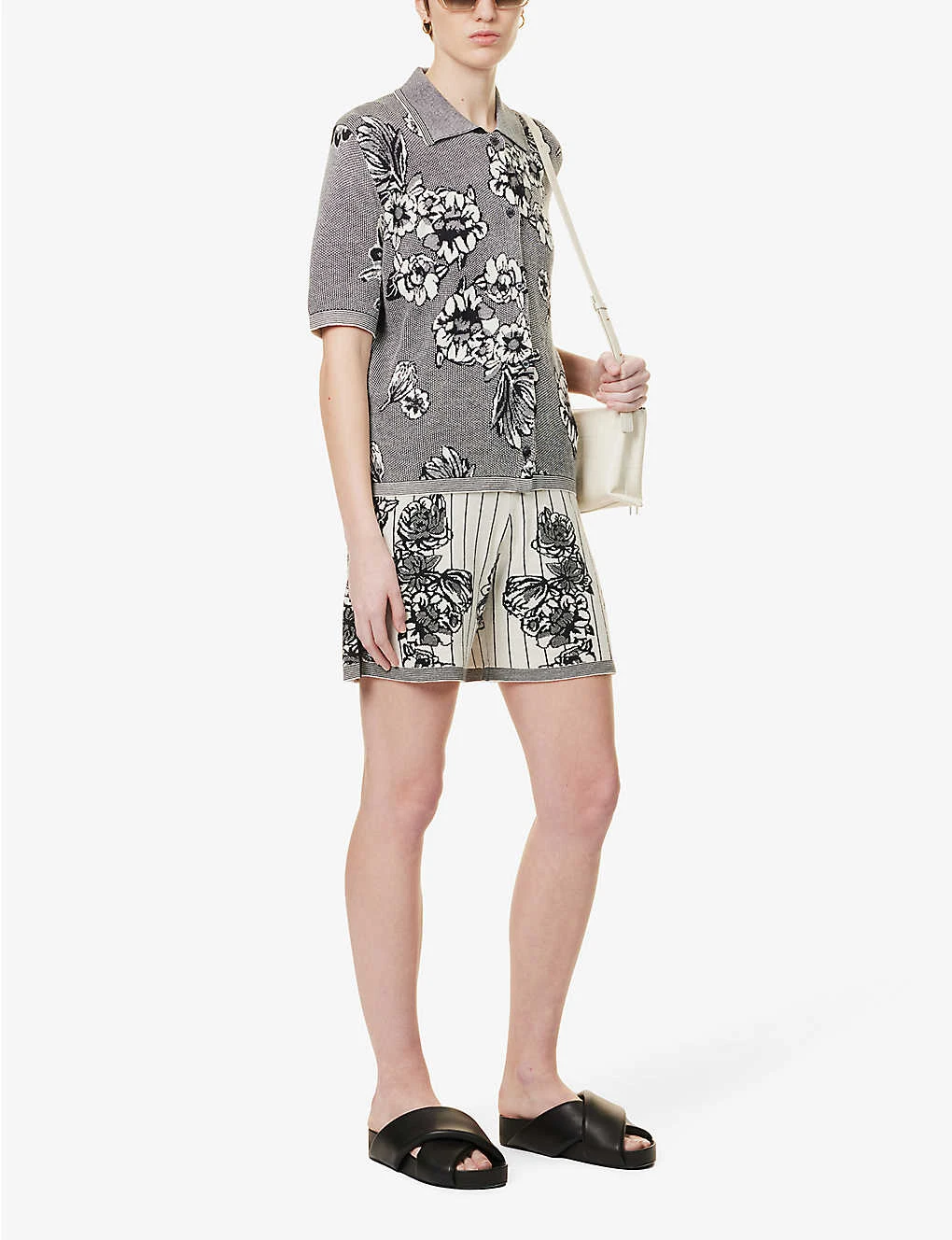 Joseph Floral-pattern Split-hem Knitted Shorts 2 Joseph Floral-pattern Split-hem Knitted Shorts - Image 2