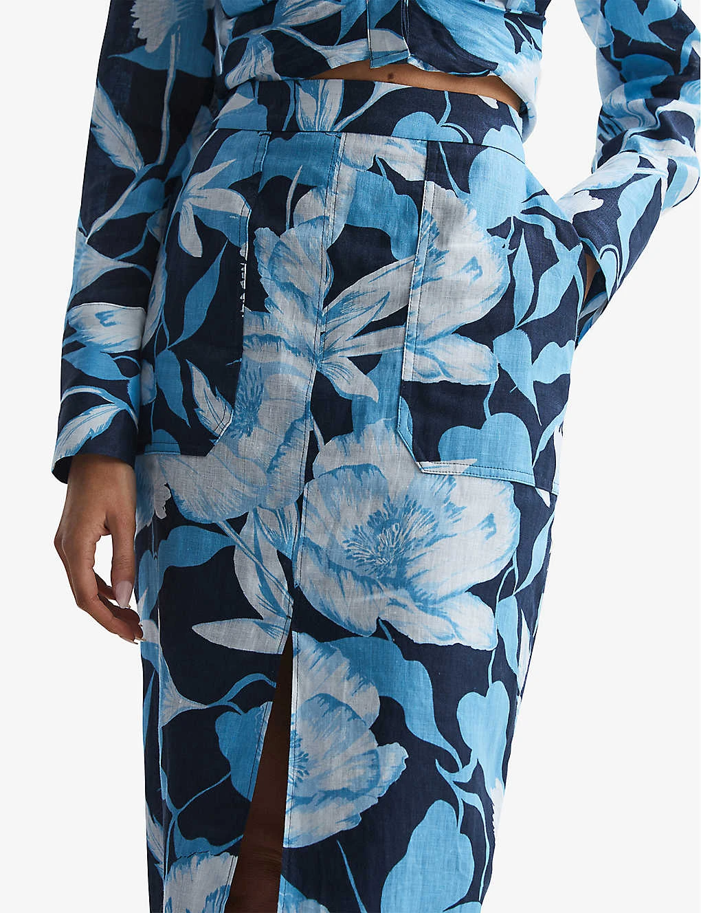 Reiss Jackson Foral-print Front-slip Woven Midi Skirt 5 Reiss Jackson Foral-print Front-slip Woven Midi Skirt - Image 5