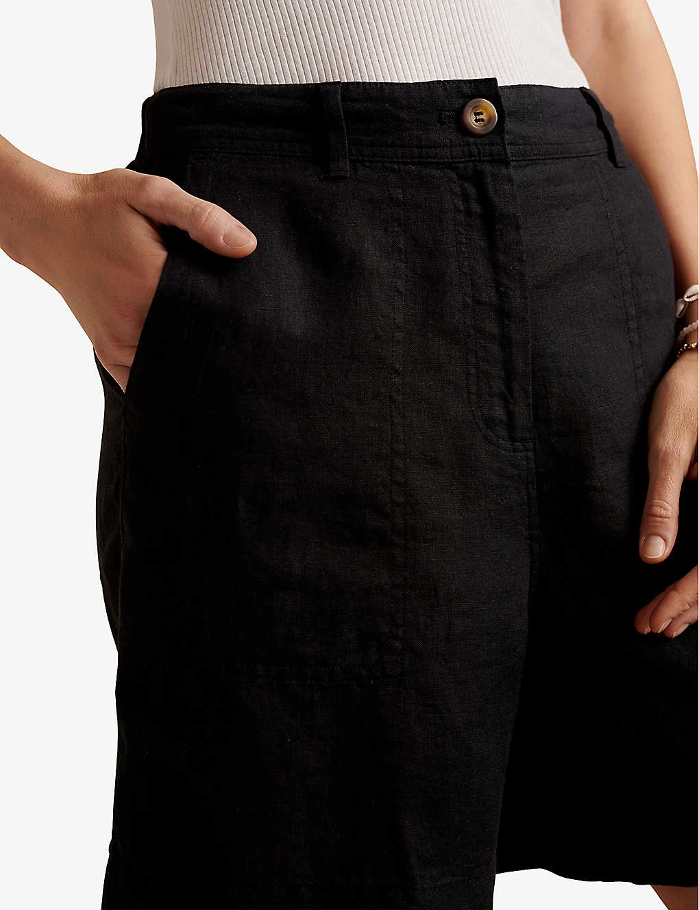 Longline Relaxed-fit Linen Shorts 5 Longline Relaxed-fit Linen Shorts - Image 5