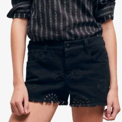 THE KOOPLES Embroidered Cut-off Denim Shorts 7 THE KOOPLES Embroidered Cut-off Denim Shorts -Outlet Pique Style Store R04135420 BLA01 ALT02