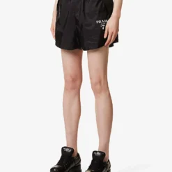 Prada Re-Nylon Brand-print Recycled-polyamide Shell Shorts 7 Prada Re-Nylon Brand-print Recycled-polyamide Shell Shorts -Outlet Pique Style Store R04154505 NERO ALT02