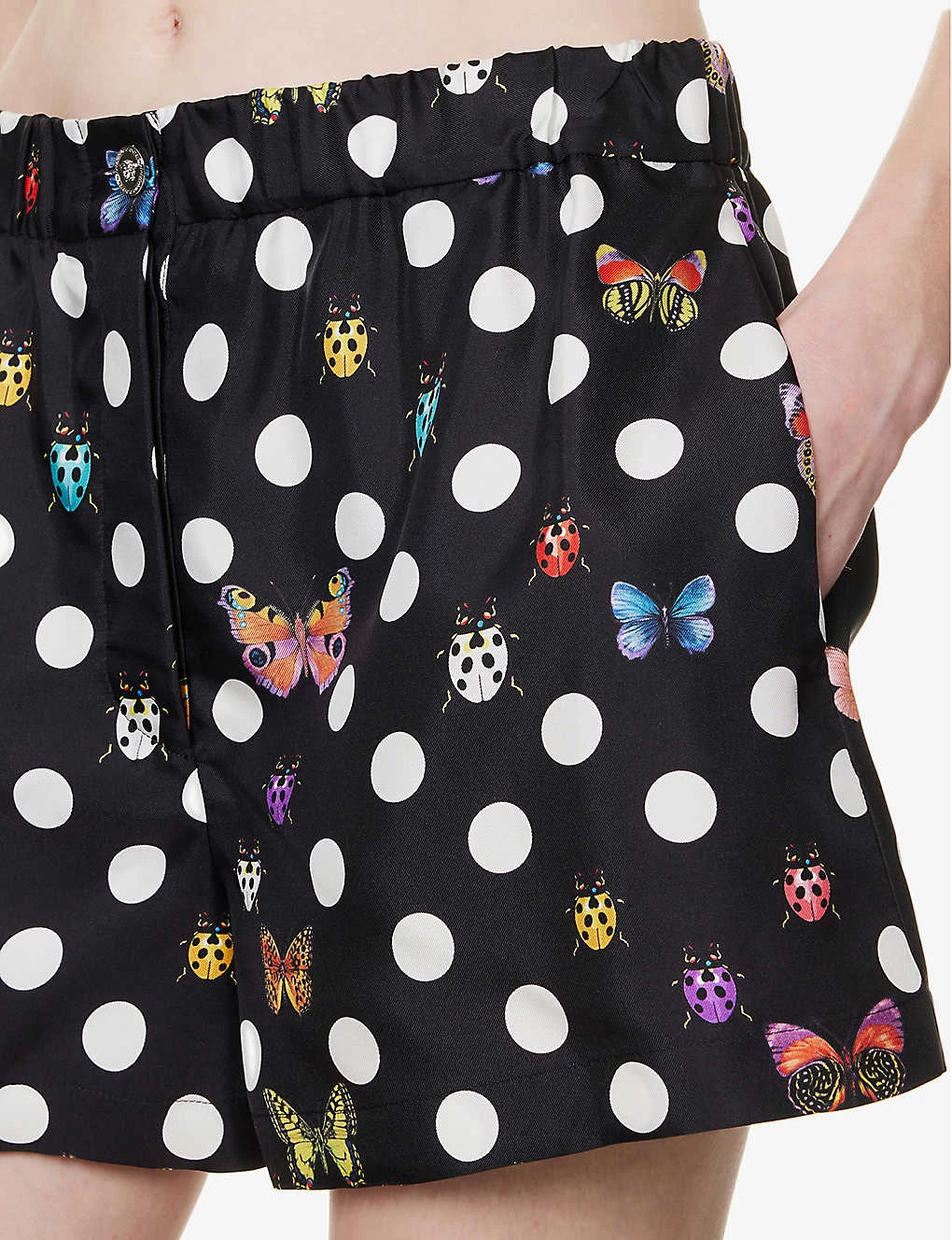 Versace Graphic-pattern Mid-rise Silk Shorts 5 Versace Graphic-pattern Mid-rise Silk Shorts - Image 5