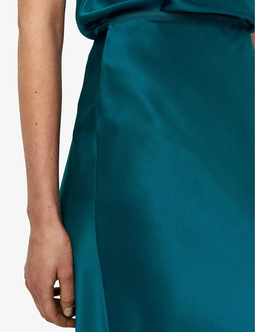 Joseph Isaak Slim-fit Silk Midi Skirt 5 Joseph Isaak Slim-fit Silk Midi Skirt - Image 5